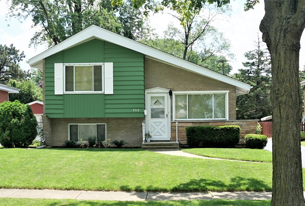 432 W Commonwealth Ln